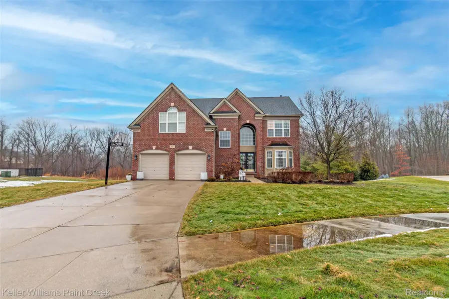 877 Wynstone Circle N, Oakland, MI 48363 - #3