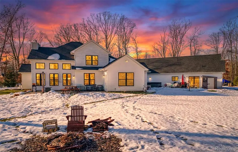 3483 Windwheel Point Drive, Pinckney, MI 48169 - #2