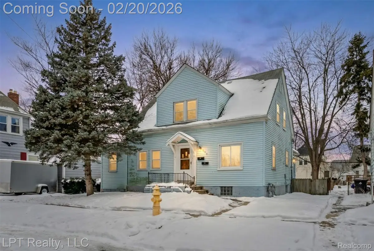 453 Spruce Street, Wyandotte, MI 48192 - #1