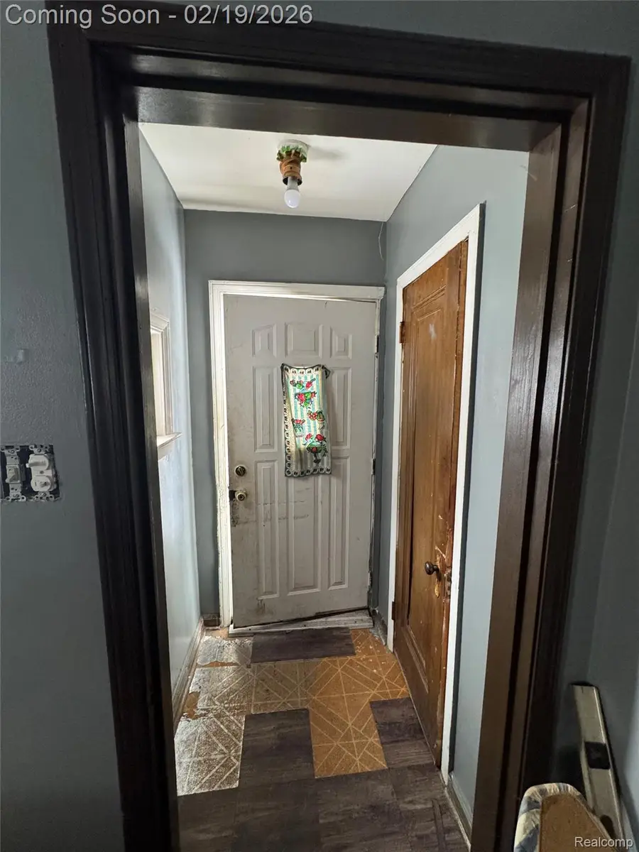 11748 Carney Street, Warren, MI 48089 - #2