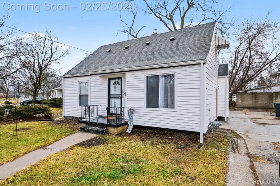 2006 W Mcclellan Street, Flint, MI 48504 - #2