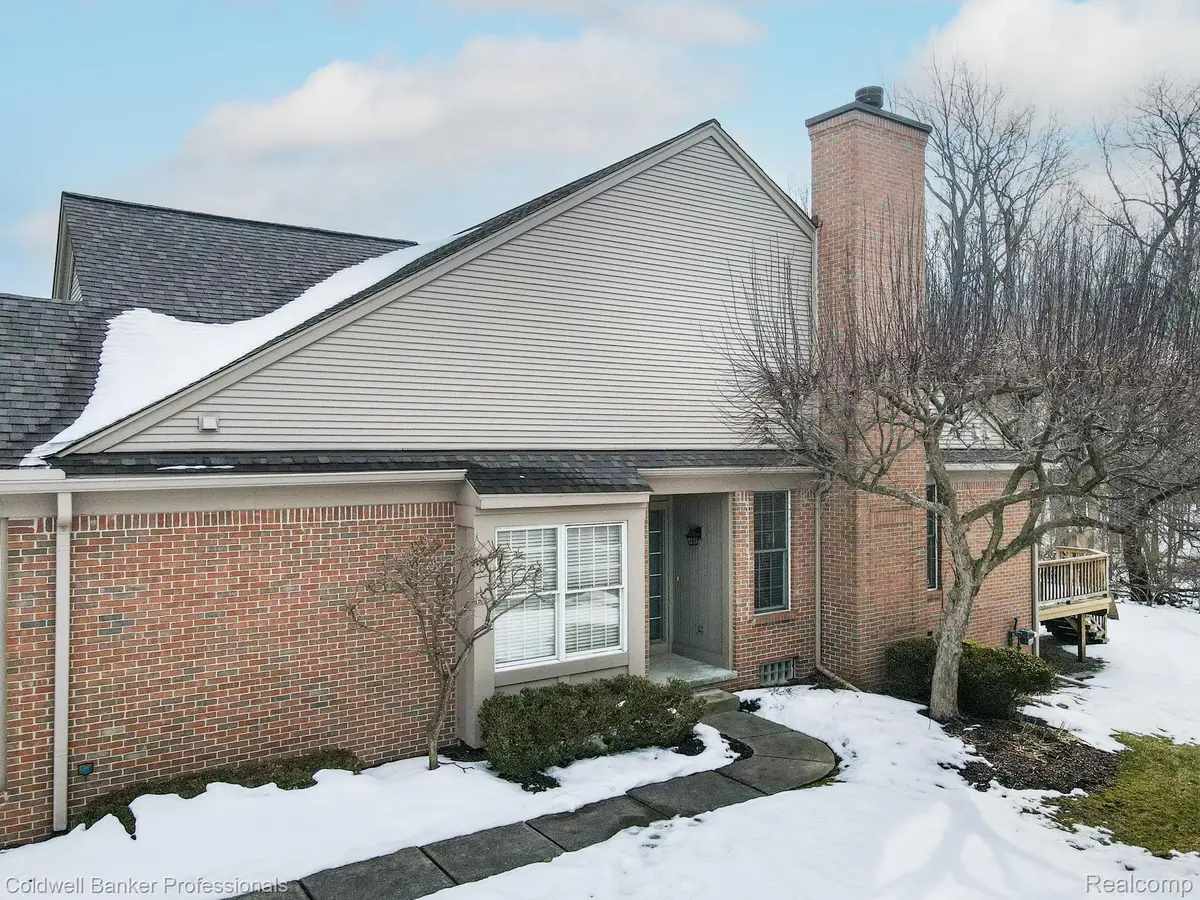 1546 Millecoquins Court, Rochester, MI 48307 - #1