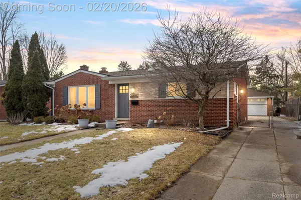 22091 Malden Street, Farmington, MI 48336