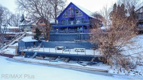 1380 Pratt Drive, Lapeer, MI 48446