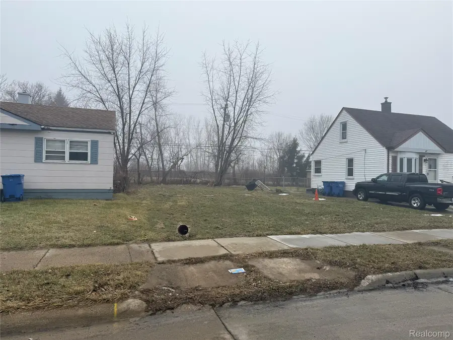 13350 Sherman Avenue, Warren, MI 48089 - #3