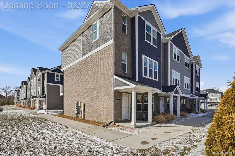 5904 Square Lake Court, Troy, MI 48085 - #2