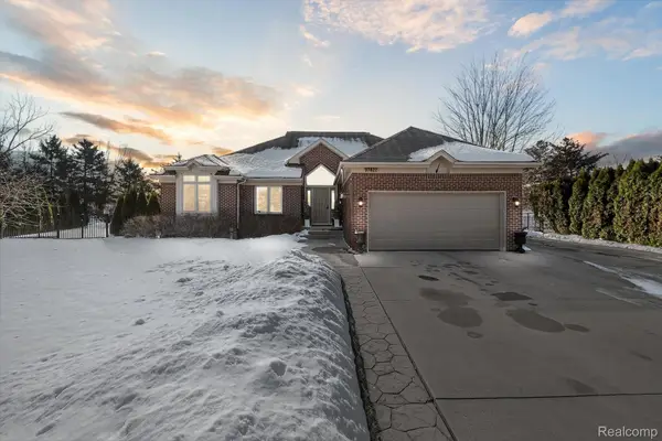 37822 Lilac Lane, Richmond, MI 48062