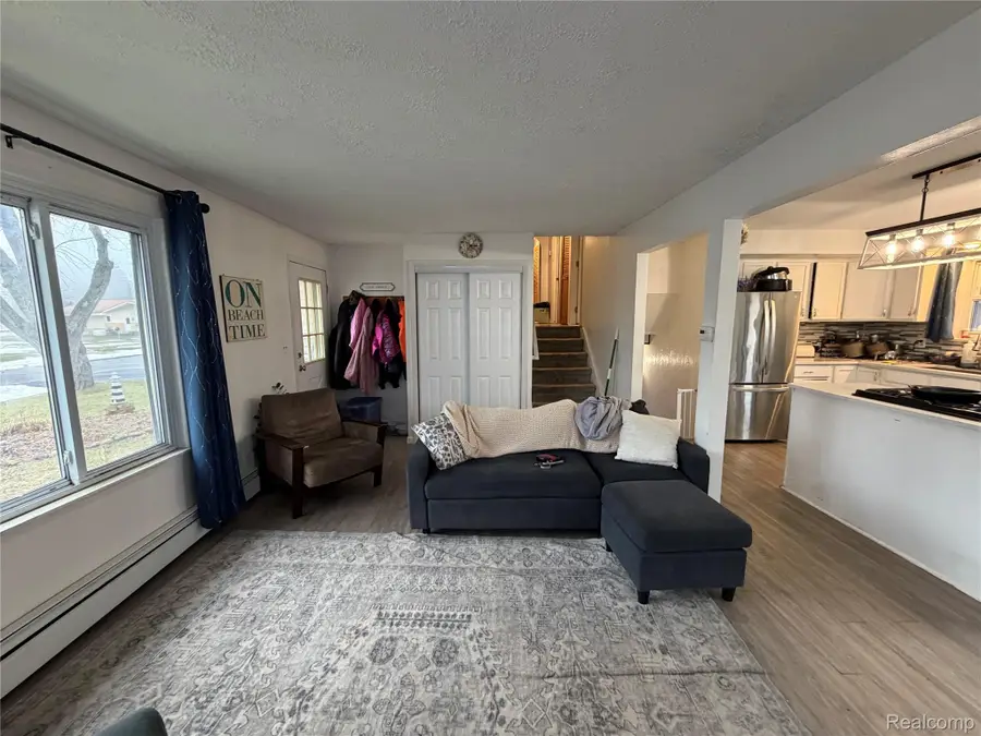 3412 W Clarice Avenue, Highland, MI 48356 - #3