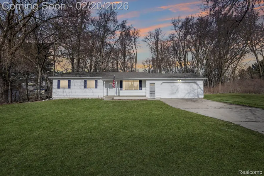 4435 Meadowbrook Drive, Flint, MI 48506 - #2