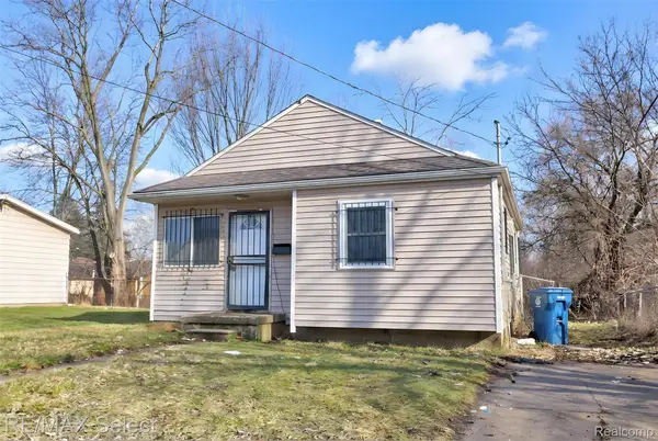 3221 Burgess Street, Flint, MI 48504