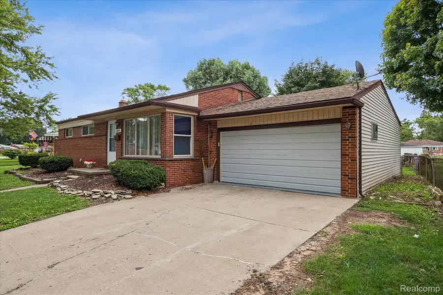 20830 Lantz Street, Clinton Township, MI 48035 - #2