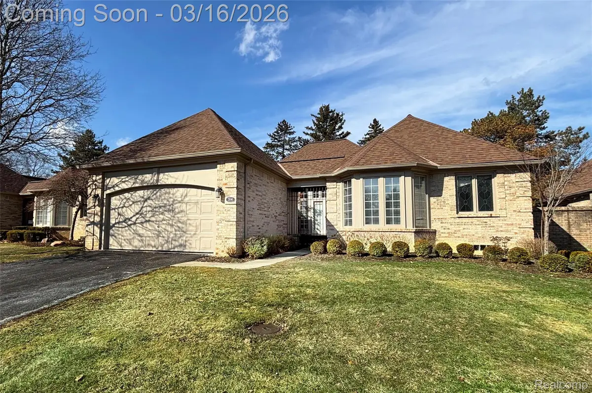 22080 Orchard Way #37, Southfield, MI 48025 - #1