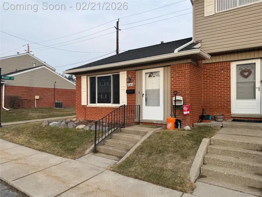 8066 Coventry Street, Westland, MI 48185 - #2