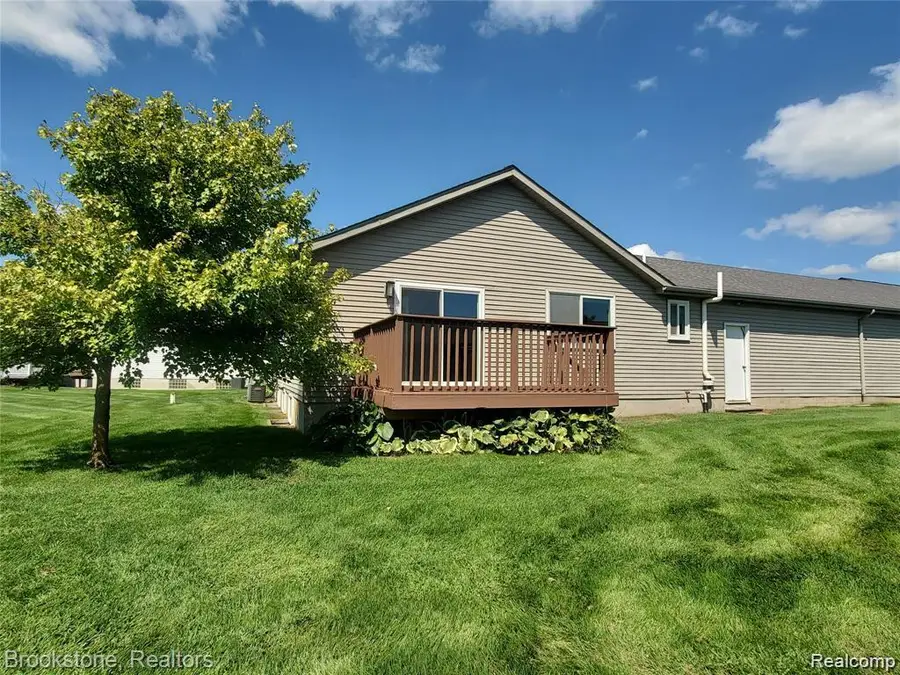 10178 Hawthorne Circle #27, Goodrich, MI 48438 - #2