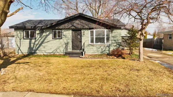 904 Oakview Drive, Saginaw, MI 48604