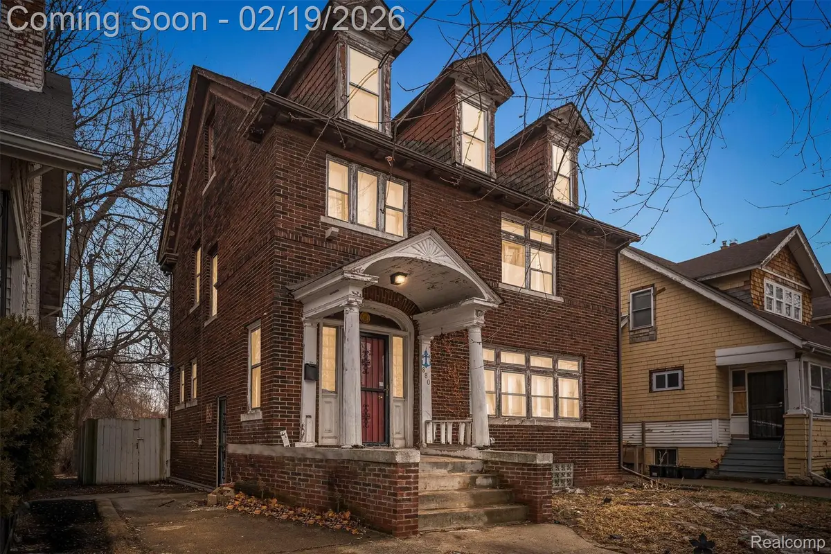 880 Algonquin Street, Detroit, MI 48215 - #1