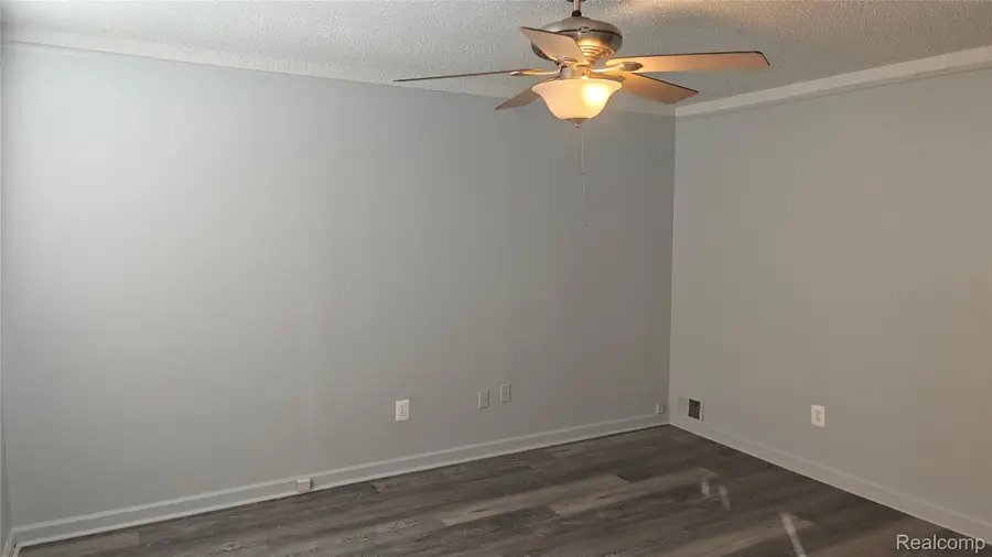 26118 Superior Road, Taylor, MI 48180 - #3