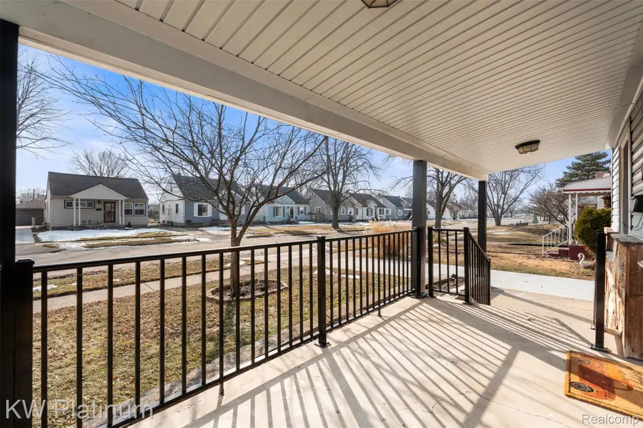 17881 Wexford Street, Roseville, MI 48066 - #3