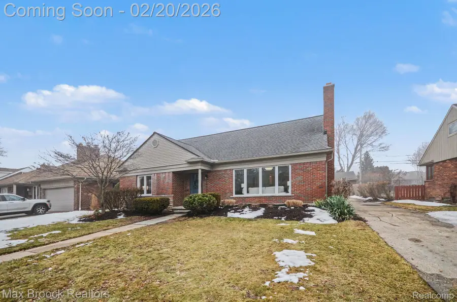 19934 E William Court, Grosse Pointe Woods, MI 48236 - #3