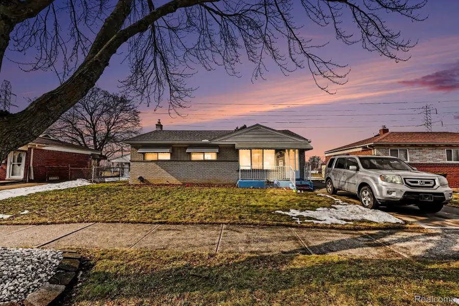 30955 Iroquois Drive, Warren, MI 48088 - #2