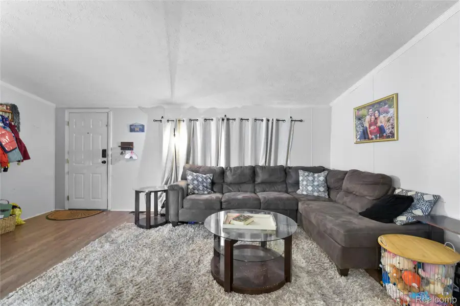 2330 Charter Oak Court, Newport, MI 48166 - #3