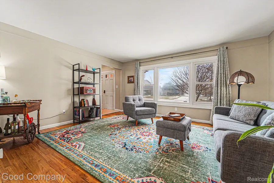 23252 Robert John Street, Saint Clair Shores, MI 48080 - #3