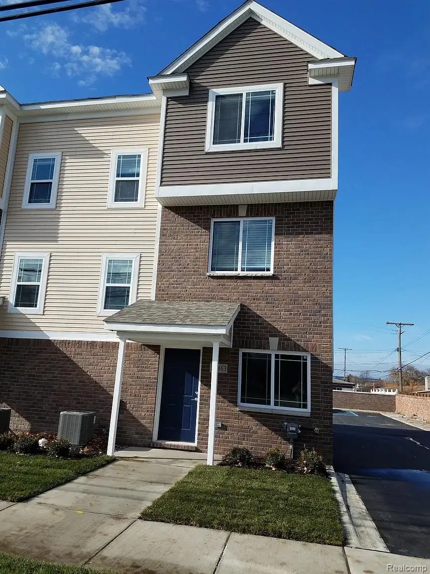 29451-29515 Hoover Rd, Warren, MI 48093 - #1