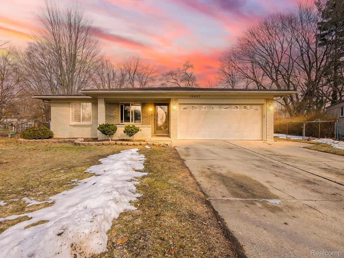 15657 Lauren, Fraser, MI 48026 - #1