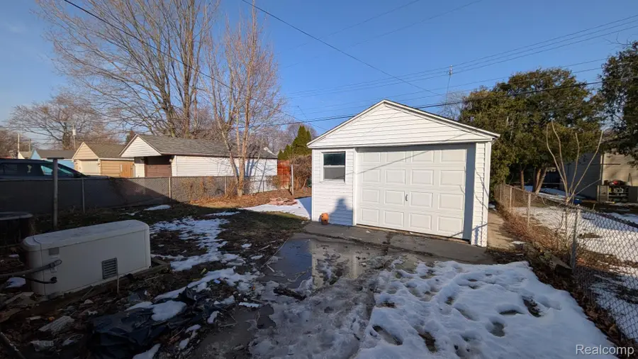 3837 Katherine St, Dearborn, MI 48124 - #3