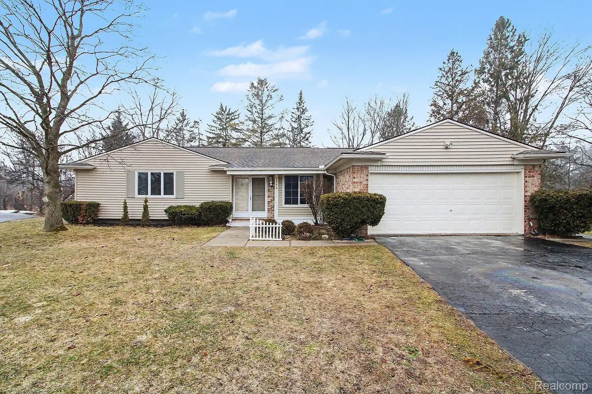 2280 Geyer Court, Orion, MI 48360 - #1