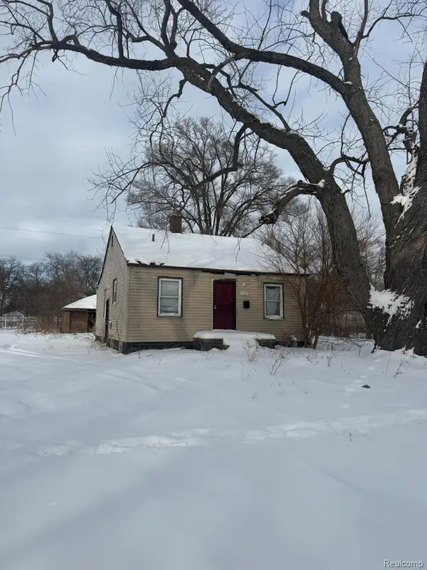 15225 E State Fair Street, Detroit, MI 48205