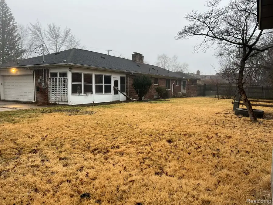 32572 Woodbrook Drive, Wayne, MI 48184 - #3