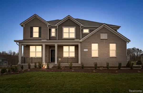 22273 Hilda Lane, SouthLyon, MI 48178