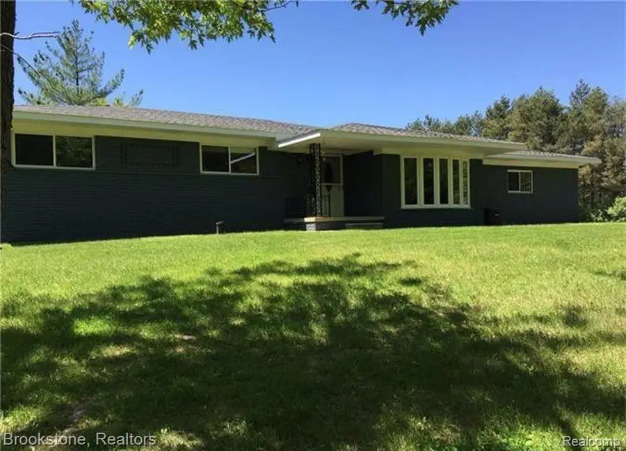 1100 Lockwood Road, Ortonville, MI 48462 - #2