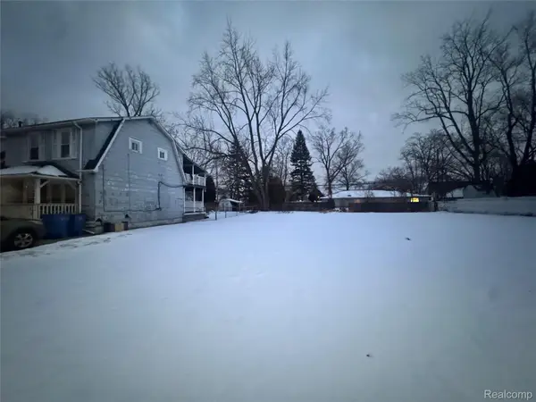 25521 New York Street, DearbornHeights, MI 48125