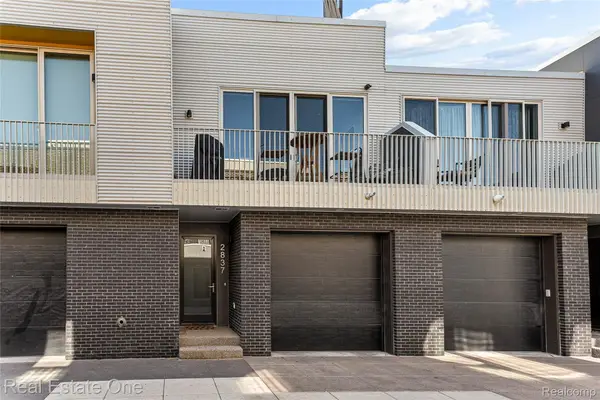 2837 Brush, Detroit, MI 48322