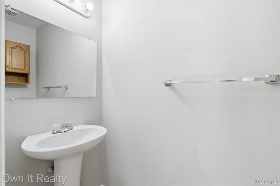 16253 Terrace Village Drive, Taylor, MI 48180 - #3