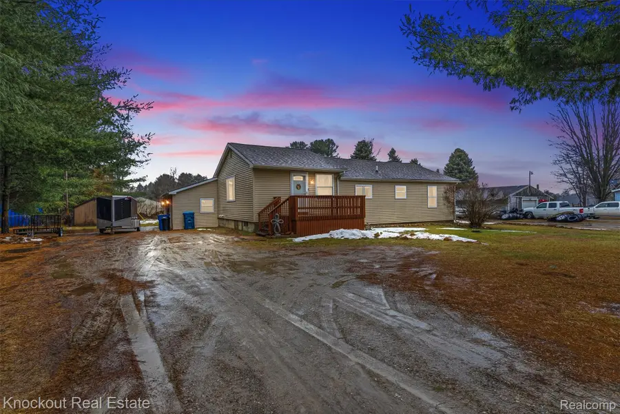 8052 Irish Road, Millington, MI 48746 - #2