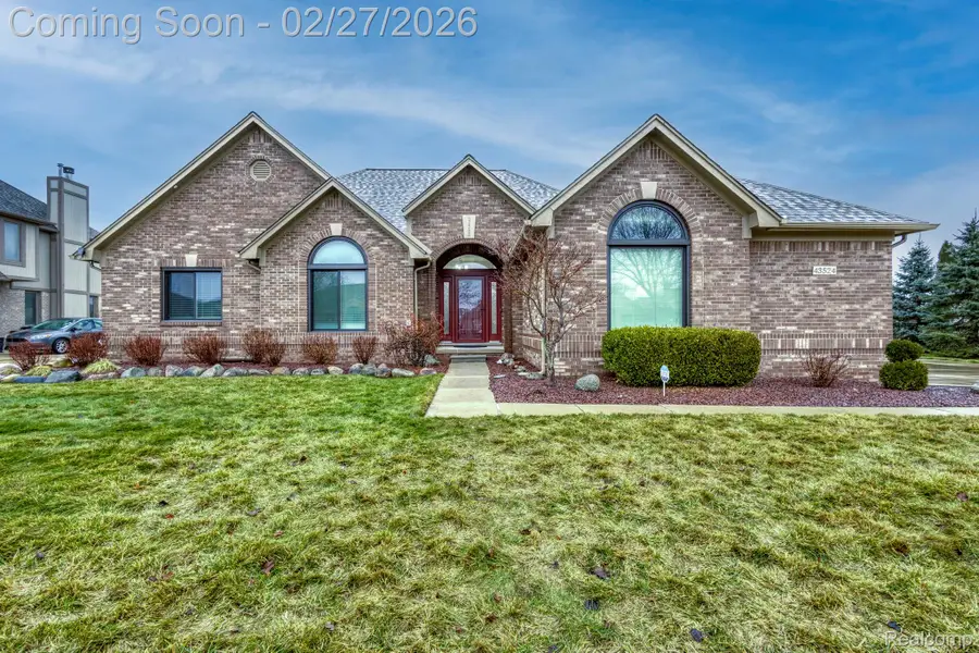 43524 Austin Drive, Sterling Heights, MI 48314 - #2