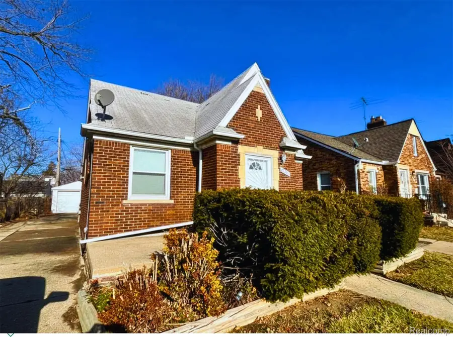 15211 Fairmount Drive, Detroit, MI 48205 - #2