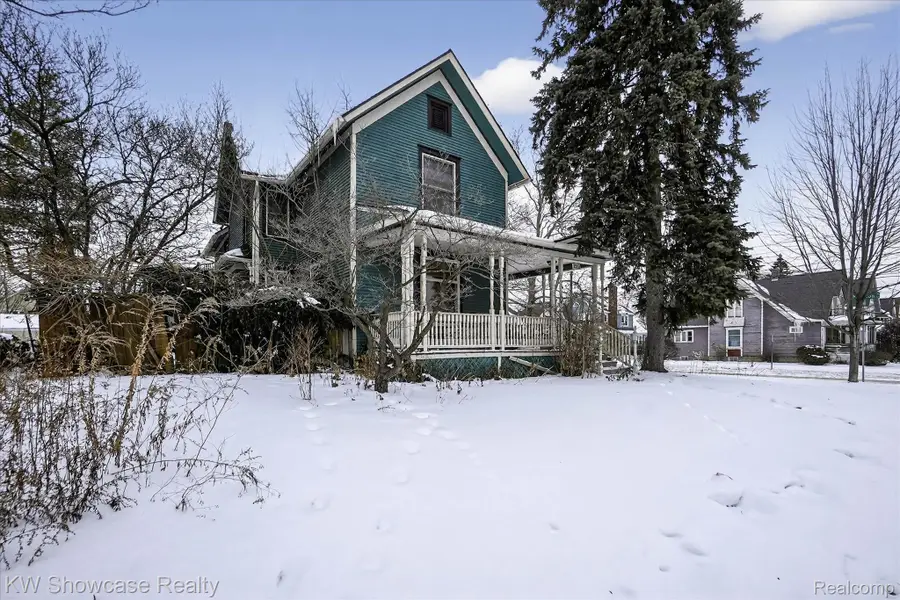 733 N Walnut Street, Lansing, MI 48906 - #2