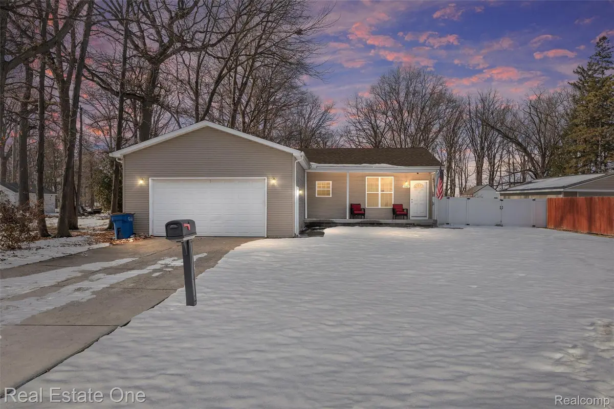 27811 Gilbert Drive, Warren, MI 48093 - #1