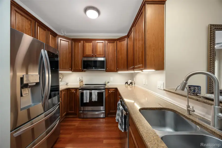 6600 Trillium Village Lane #7, Clarkston, MI 48346 - #3