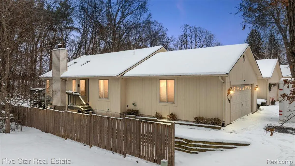 6586 Pontiac Lake Road #1, Waterford, MI 48327 - #1