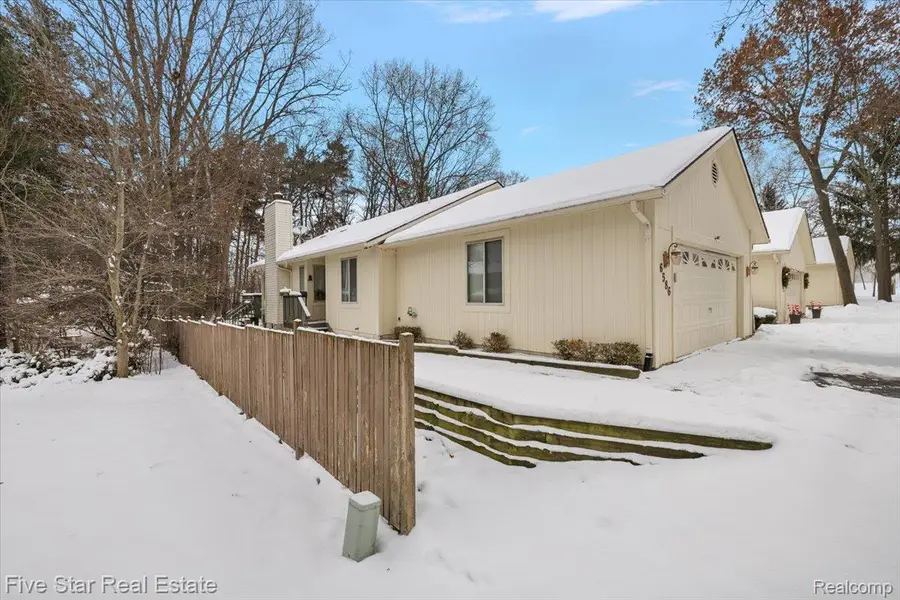 6586 Pontiac Lake Road #1, Waterford, MI 48327 - #3