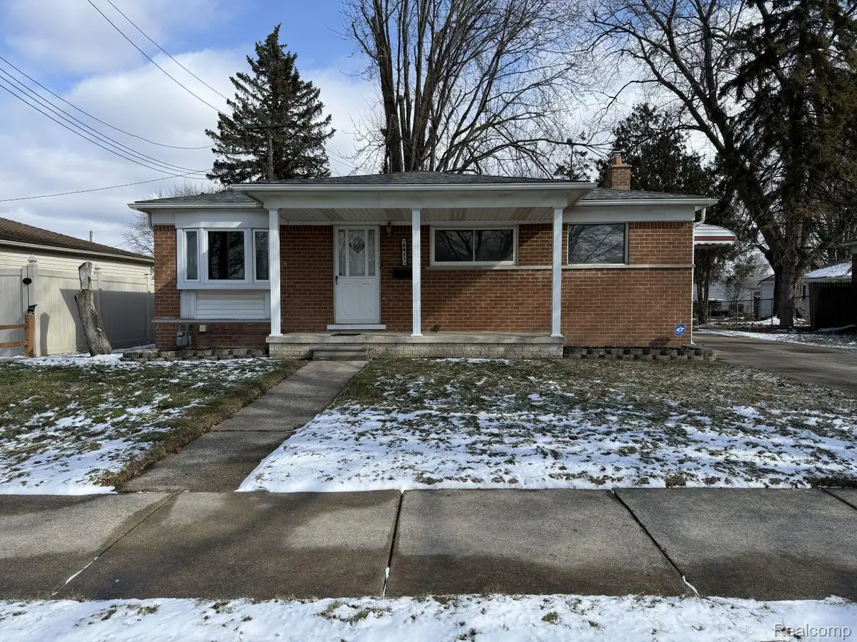 8411 Monroe Boulevard, Taylor, MI 48180 - #1