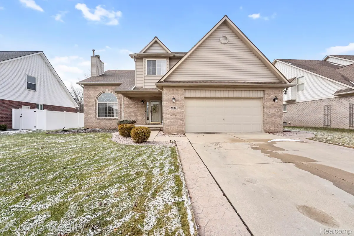 33188 Mallard Drive, Rockwood, MI 48173 - #1