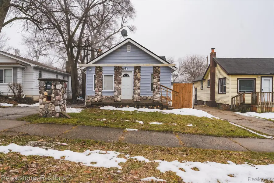 103 W Cornell Avenue, Pontiac, MI 48340 - #2
