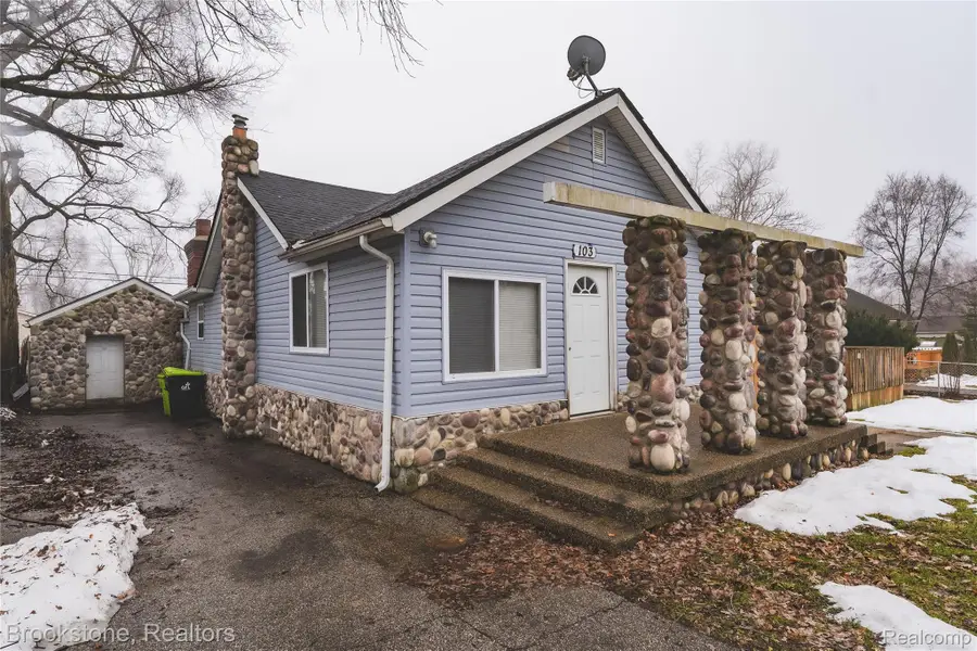 103 W Cornell Avenue, Pontiac, MI 48340 - #3