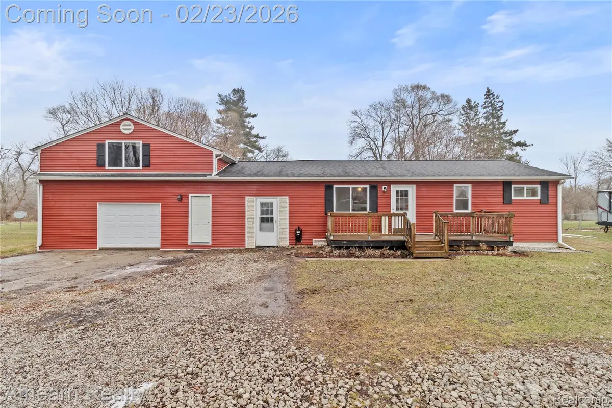 3053 Eastgate Street, Burton, MI 48519 - #1